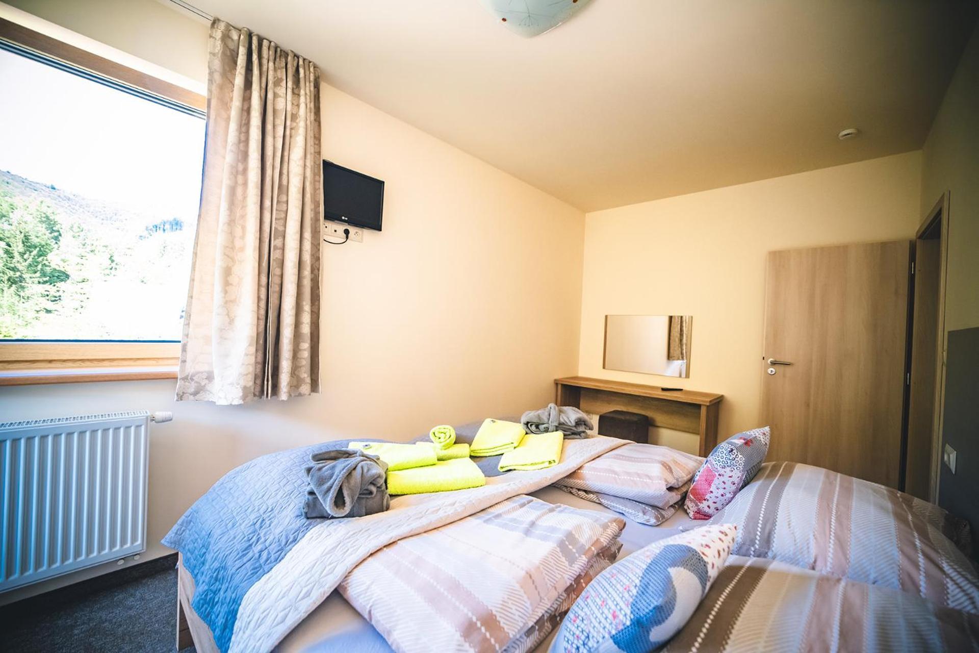 Wellness & Spa Hotel Certov Екстериор снимка
