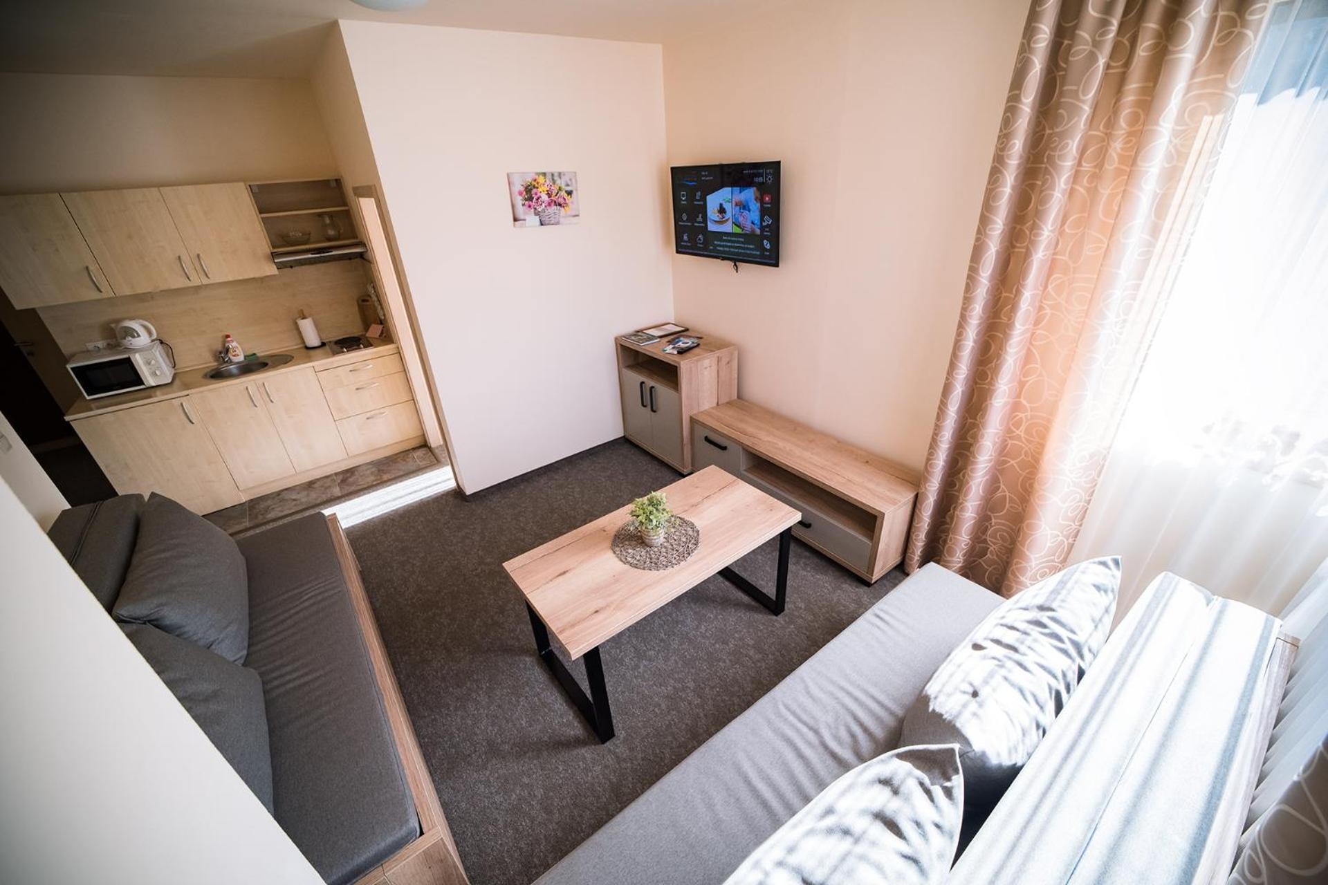 Wellness & Spa Hotel Certov Екстериор снимка