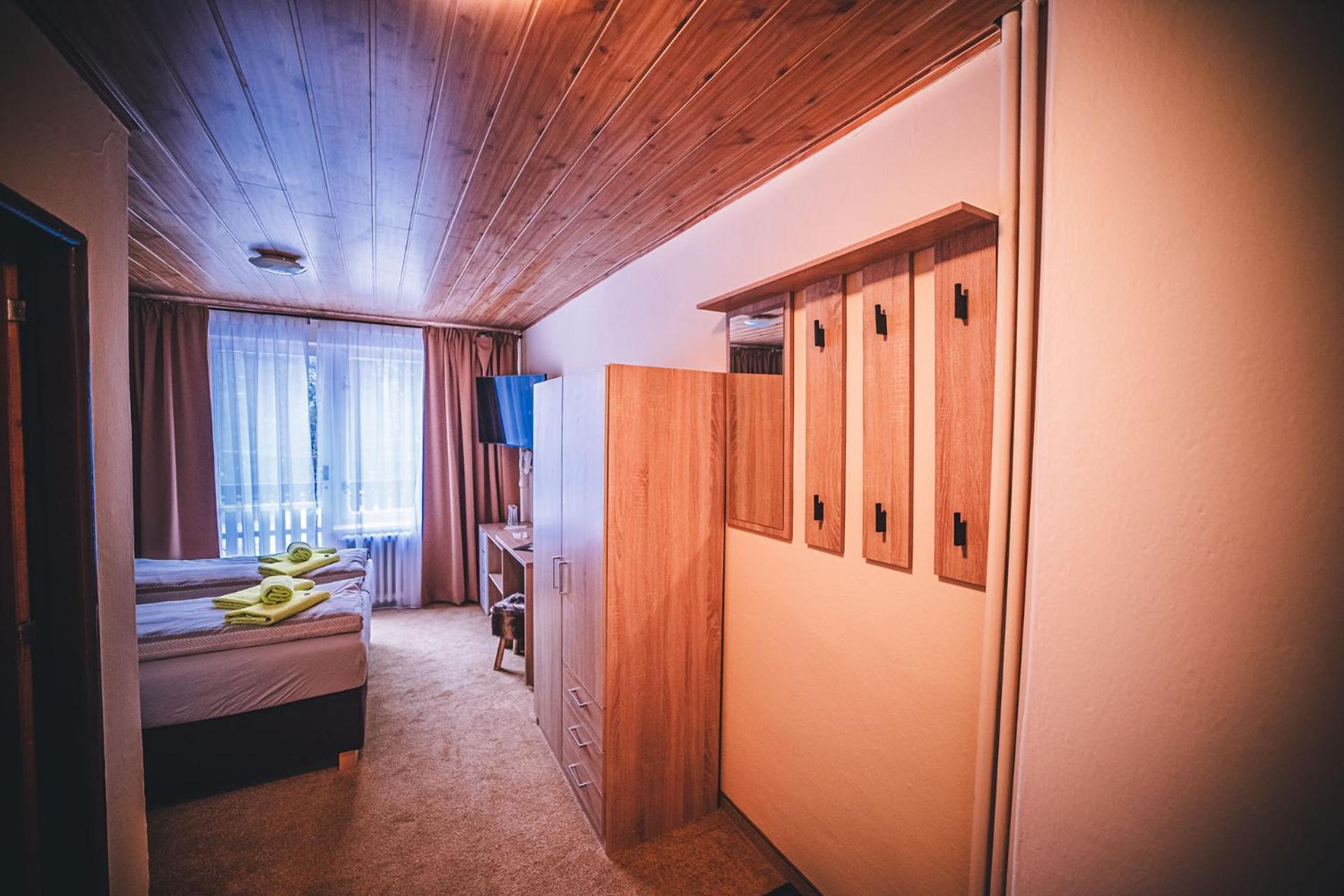 Wellness & Spa Hotel Certov Екстериор снимка
