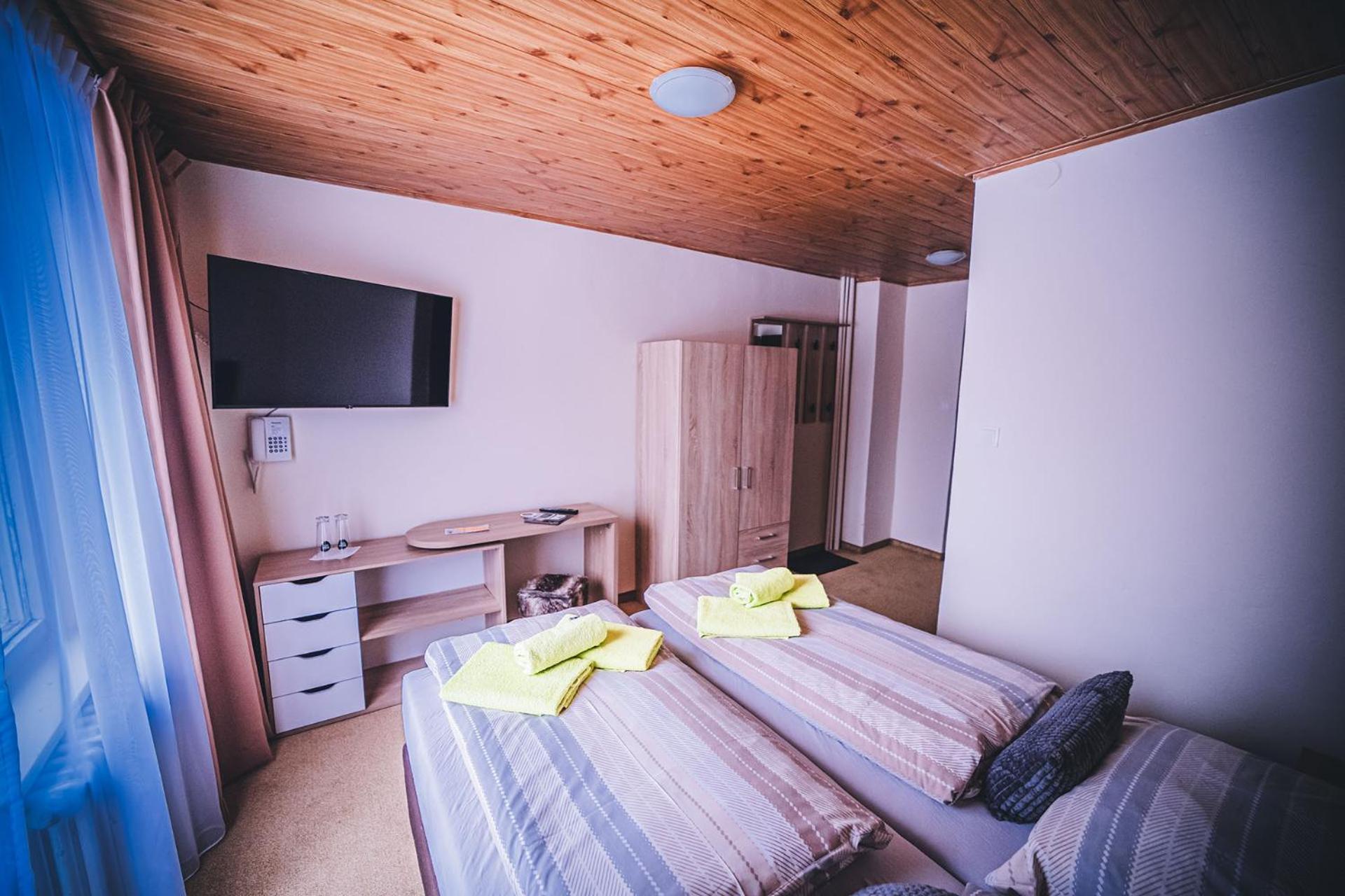 Wellness & Spa Hotel Certov Екстериор снимка