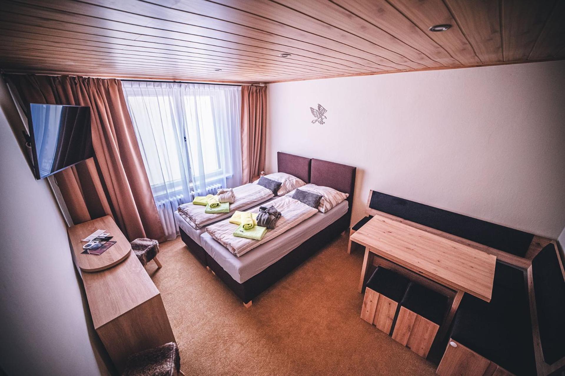 Wellness & Spa Hotel Certov Екстериор снимка